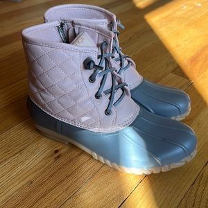 Women’s Nautica boots, size 9